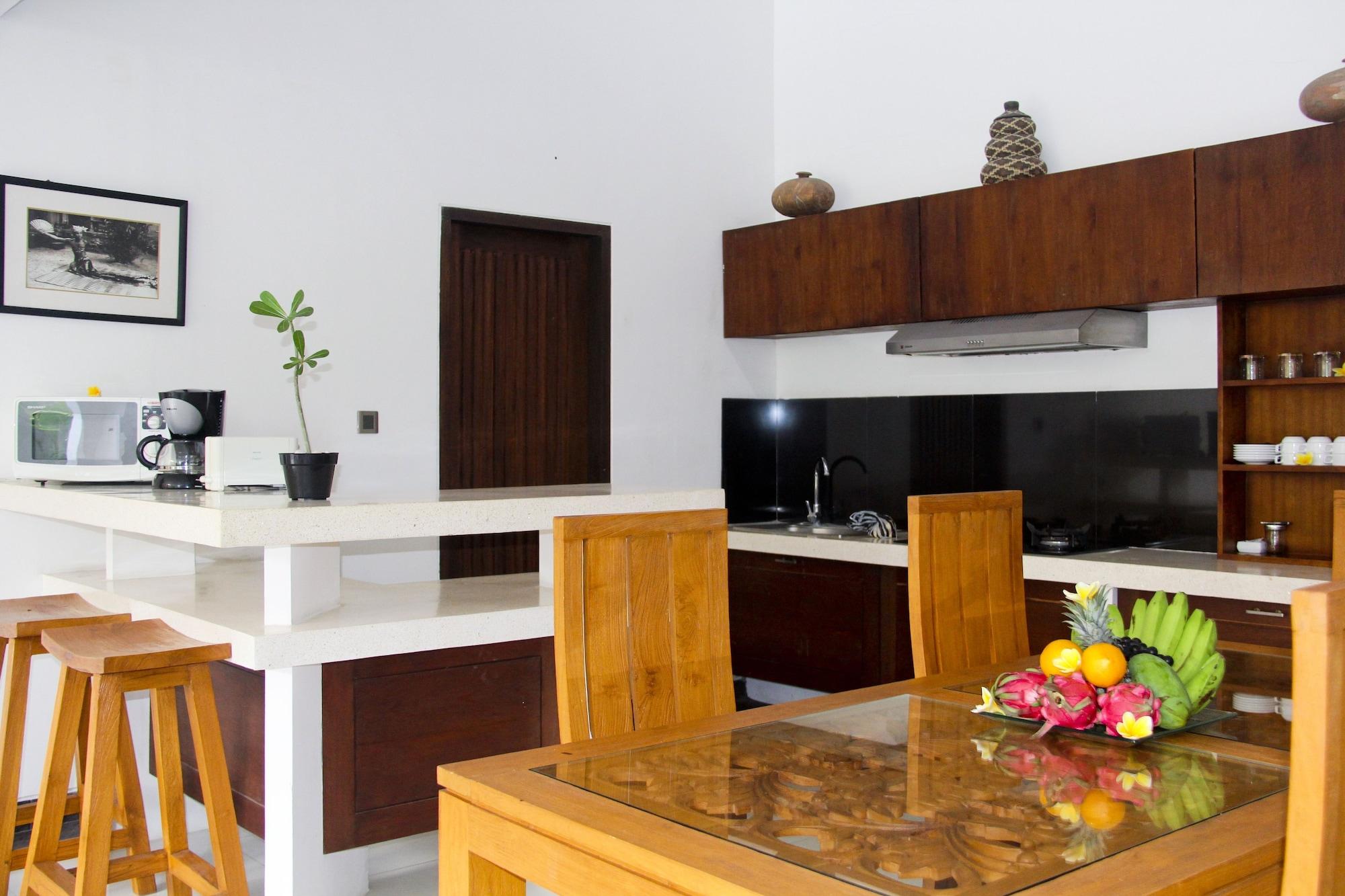 Delu Villas & Suite Kerobokan Εξωτερικό φωτογραφία